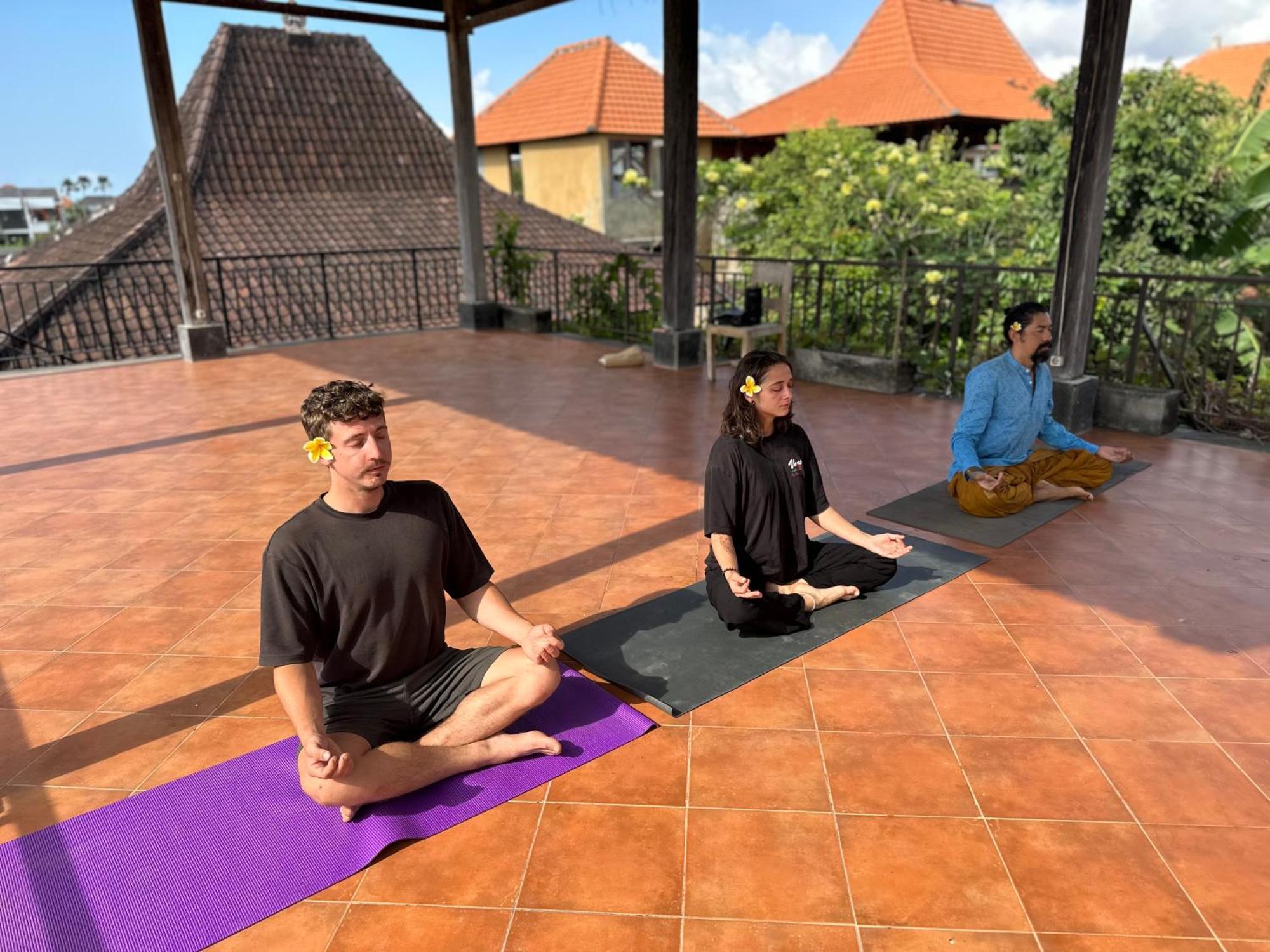 Bali Telaga Hati Yoga Healing And Retreat Center Hostel Sanur Esterno foto