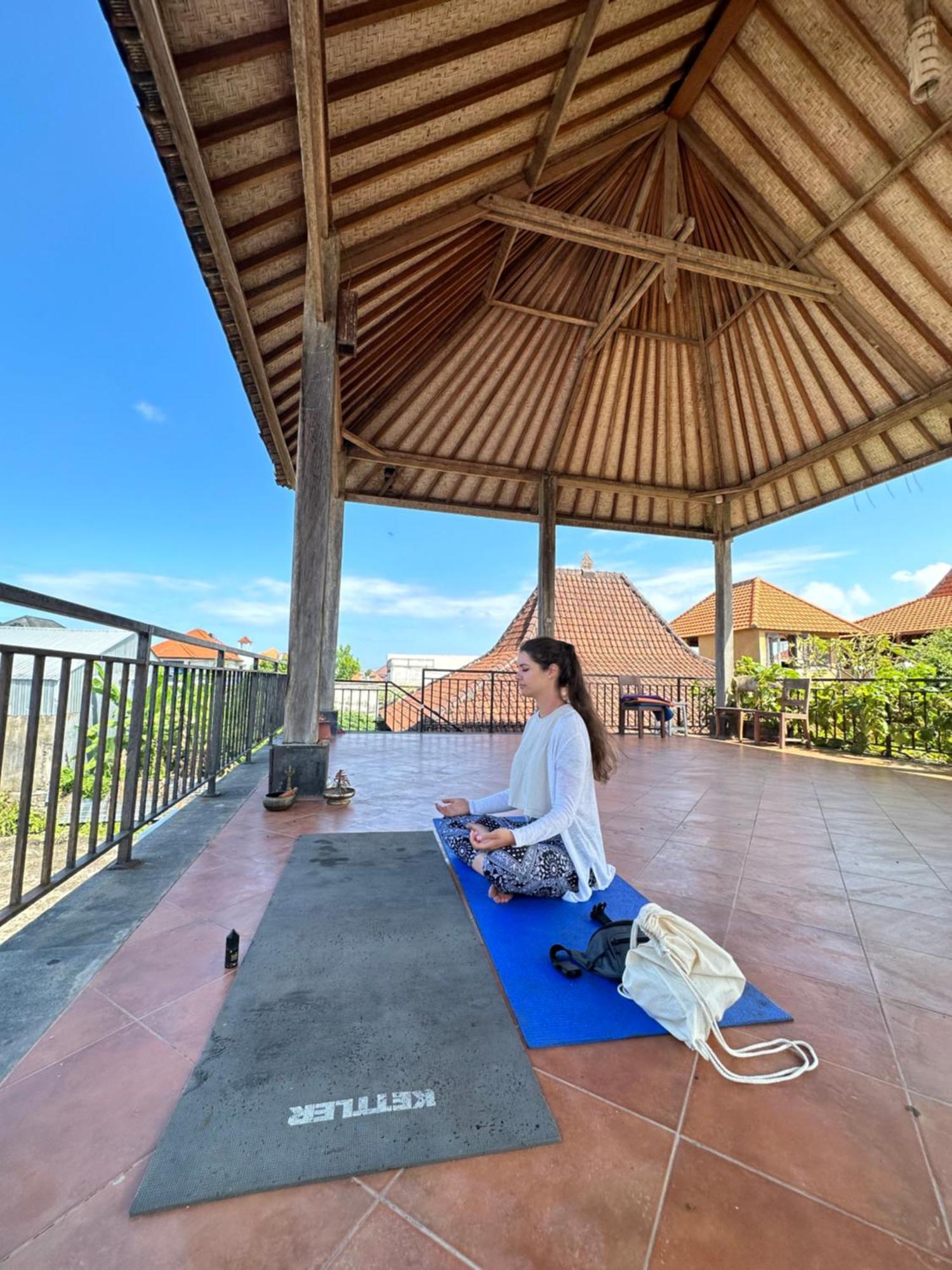 Bali Telaga Hati Yoga Healing And Retreat Center Hostel Sanur Esterno foto